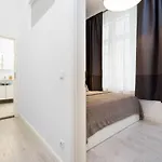 The Lohmeyerstr Li - Group Flat In Berlin, Family-friendly, 2br, 4- 6 Guests 柏林