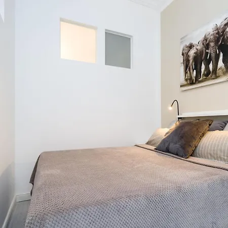 The Lohmeyerstr Vh Links, 2 Bedroom Up To 5 People Apartment