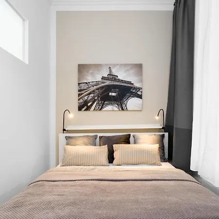 The Lohmeyerstr Vh Links, 2 Bedroom Up To 6 People * ברלין